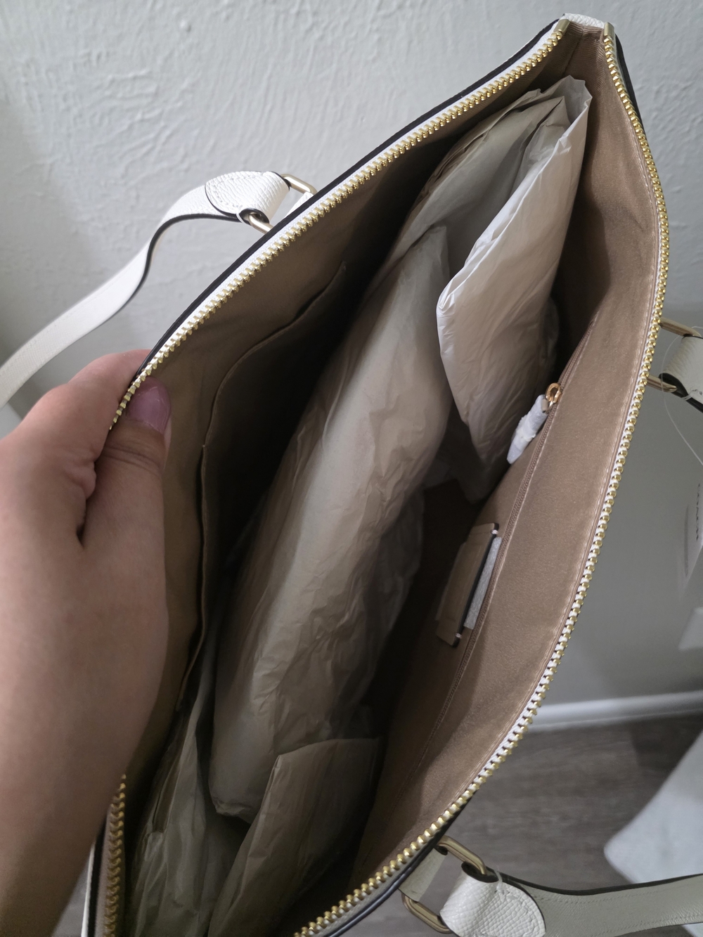 Coach Tote Bag - Picture 4 of 4
